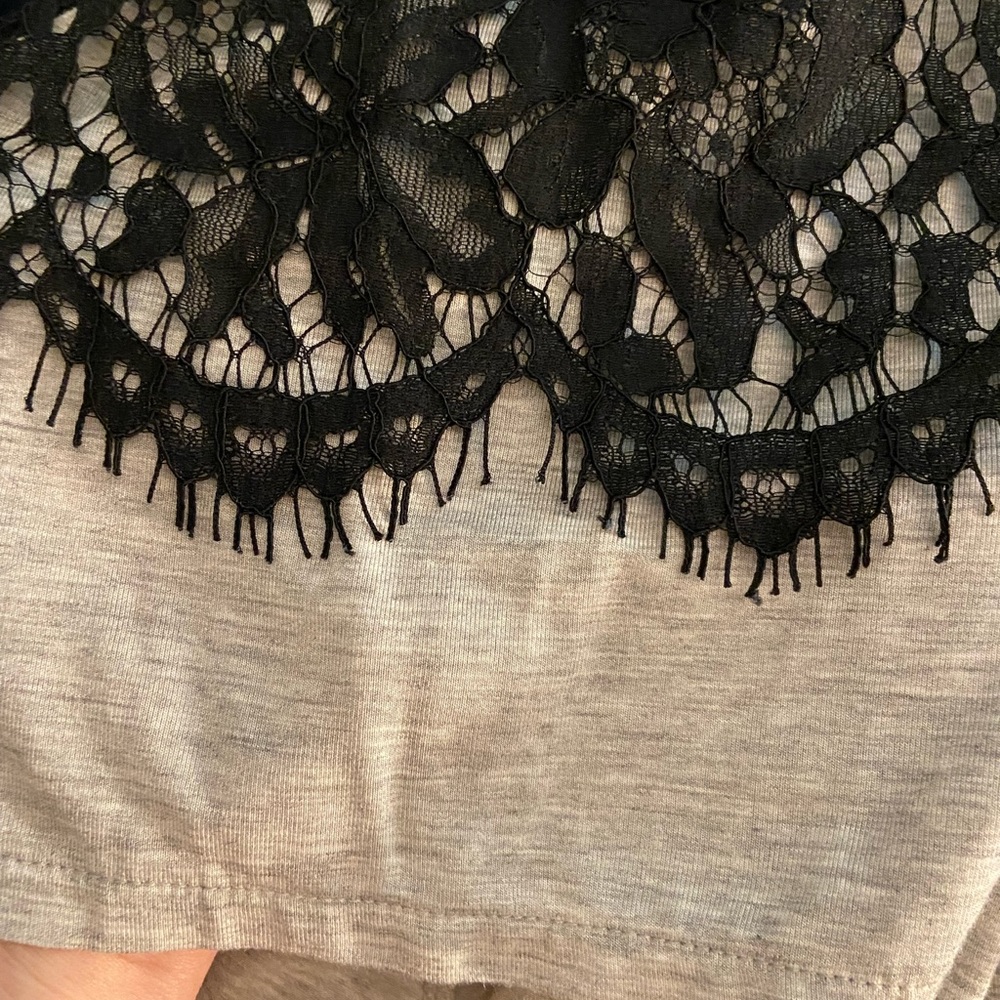 BNWT-DO+BE lace tank top - Picture 4 of 4